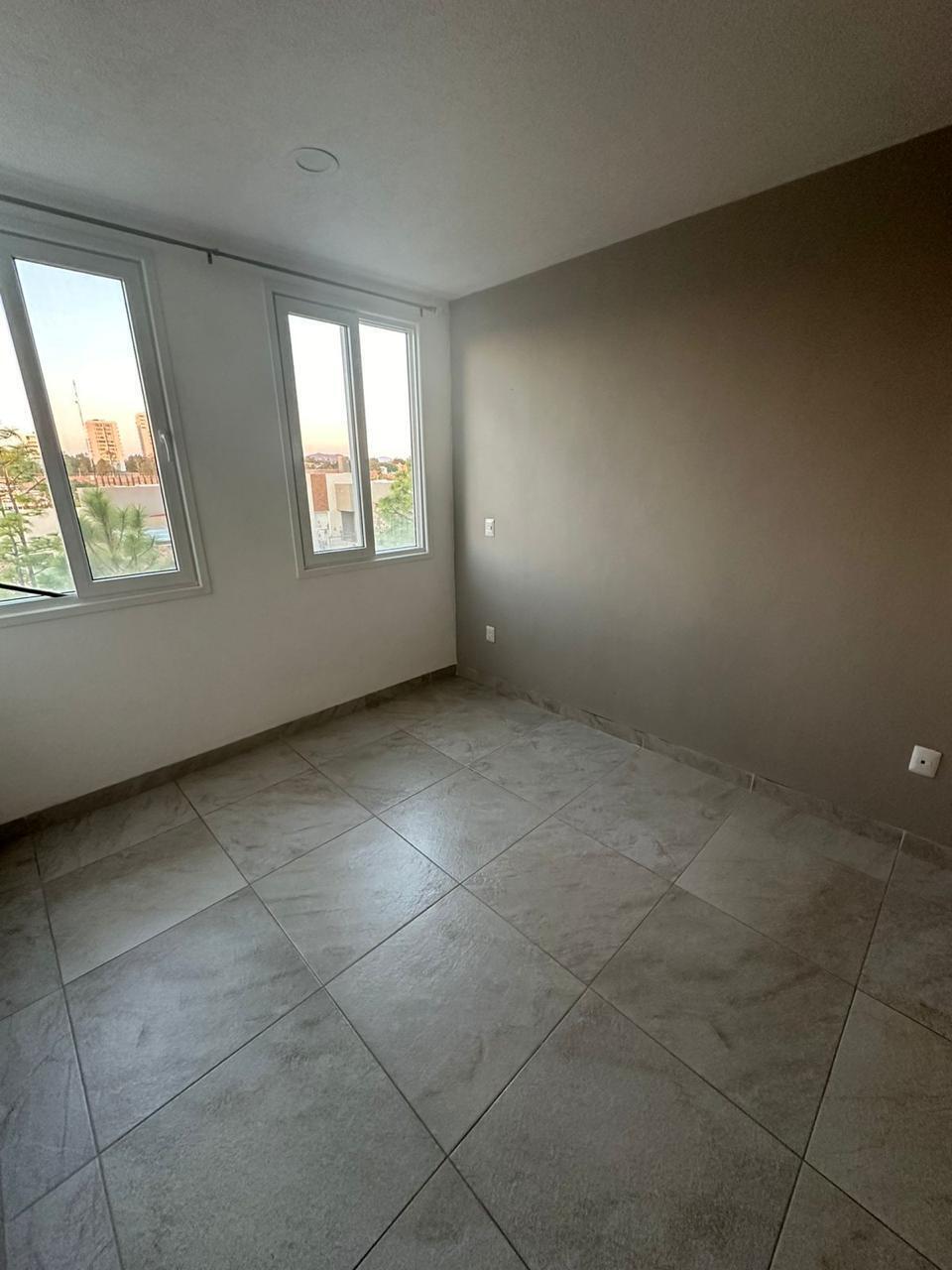 CASA EN VENTA EN LOBOS ALTOZANO, MORELIA