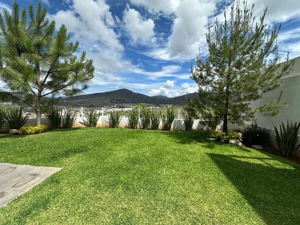 CASA EN VENTA EN LOS OLIVOS TRES MARIAS, MORELIA