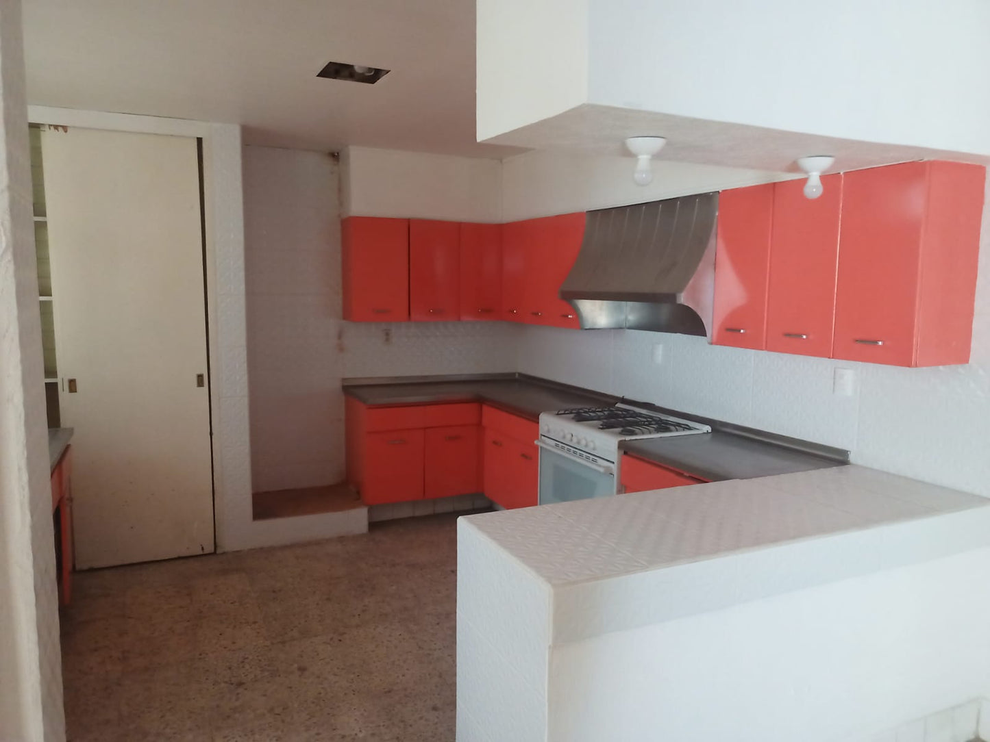 CASA EN VENTA EN CHAPULTEPEC SUR, MORELIA