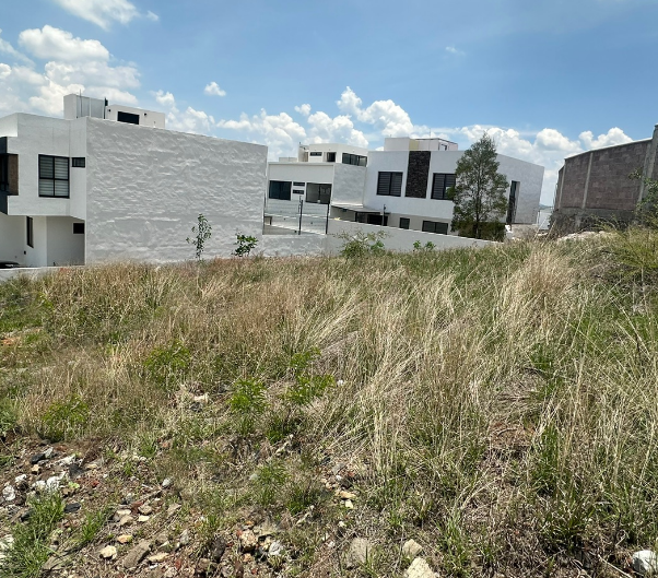 TERRENO EN VENTA EN LOMALTA TRES MARIAS, MORELIA