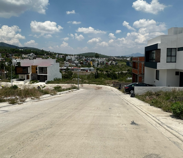 TERRENO EN VENTA EN LOMALTA TRES MARIAS, MORELIA