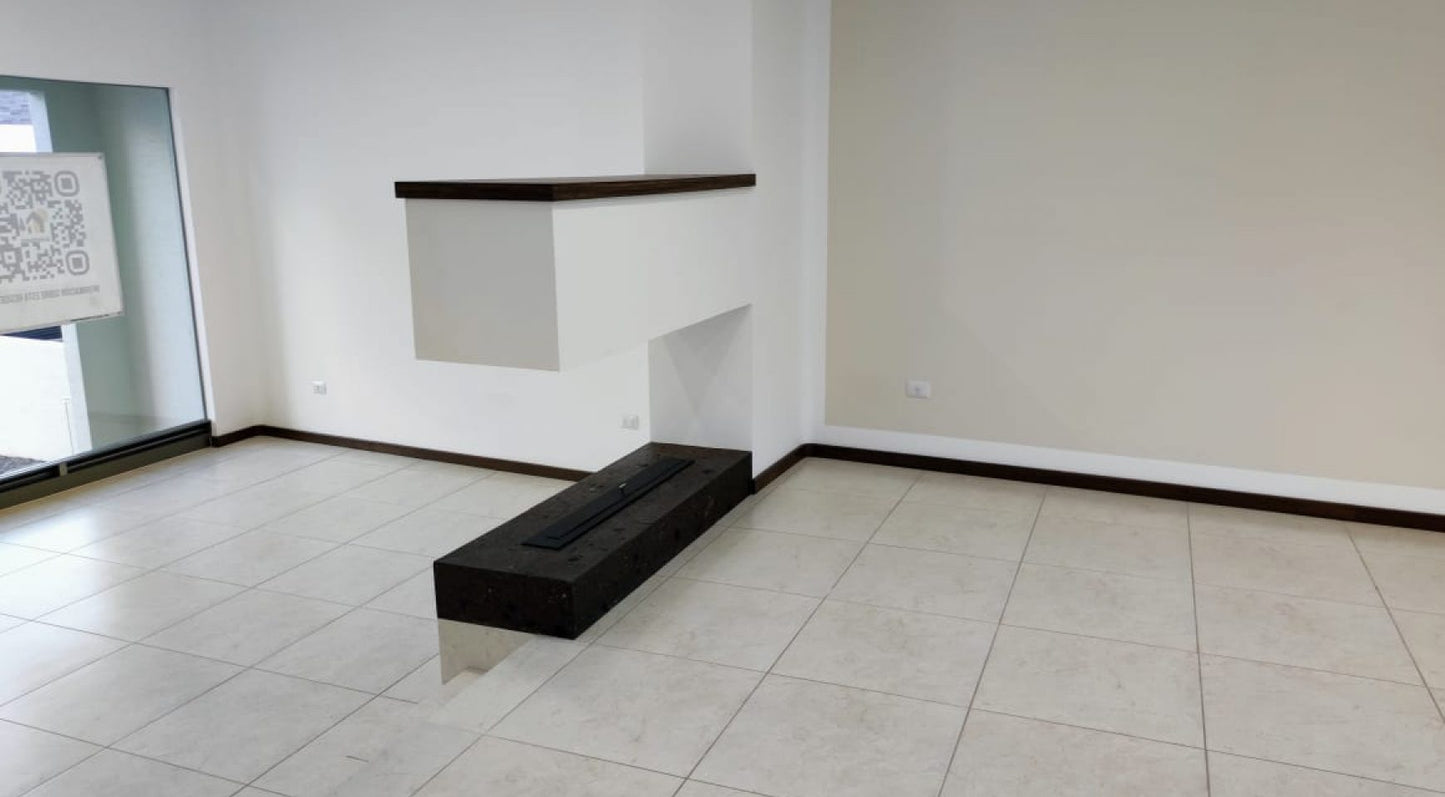 CASA EN VENTA EN LOMALTA TRES MARIAS, MORELIA