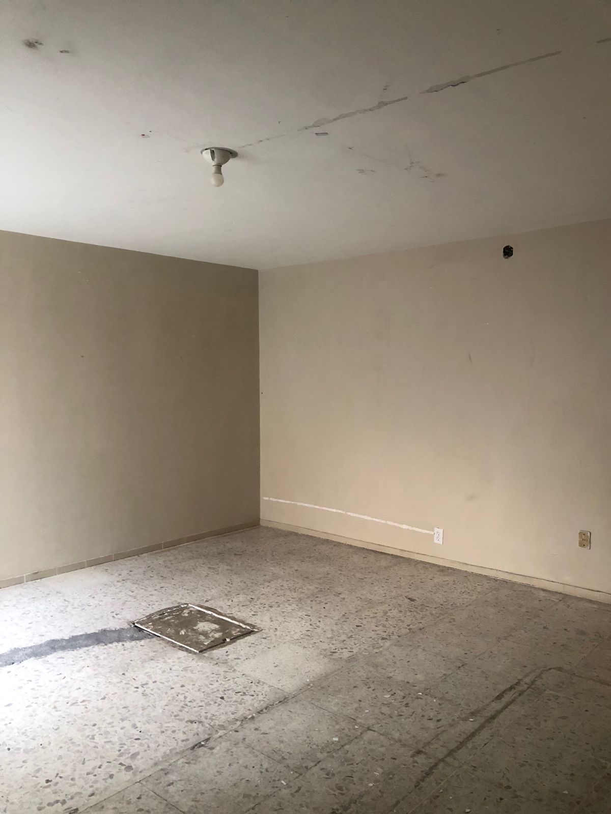 CASA PARA CLINICA U OFICINA EN RENTA EN CHAPULTEPEC SUR, MORELIA