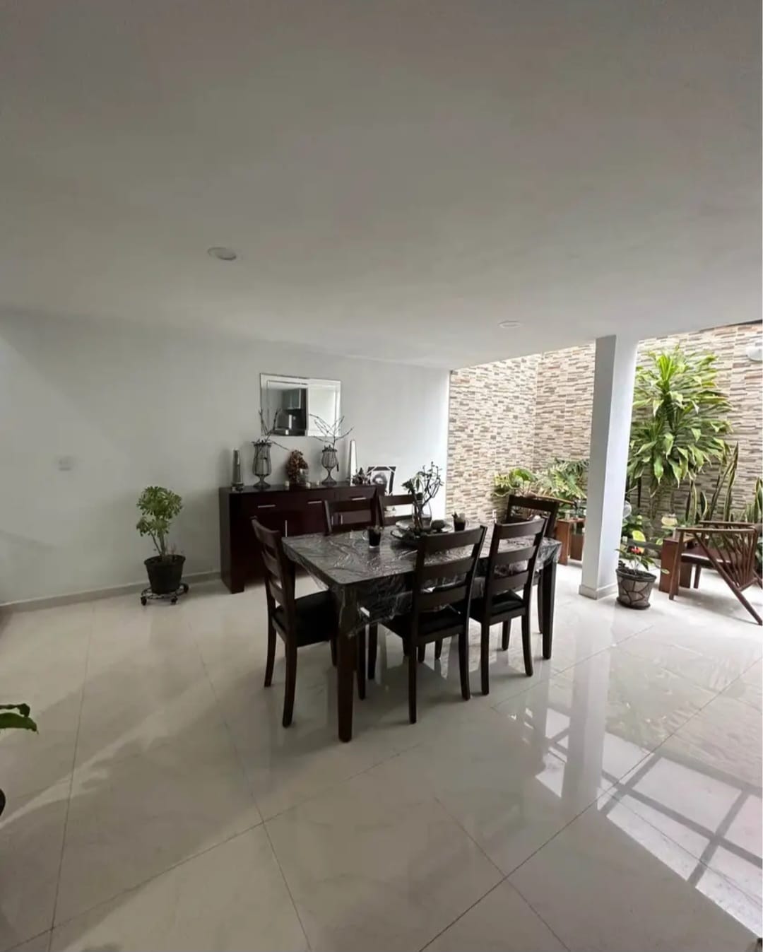 CASA EN VENTA EN VISTAS ALTOZANO, MORELIA