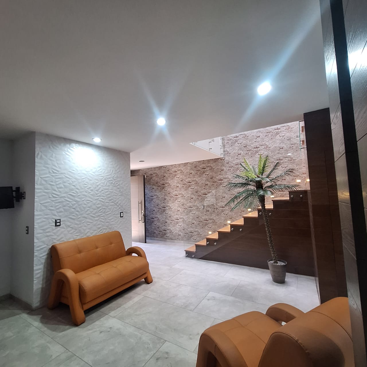 CASA EN VENTA EN CONSTITUYENTES DE APATZINGAN, MORELIA