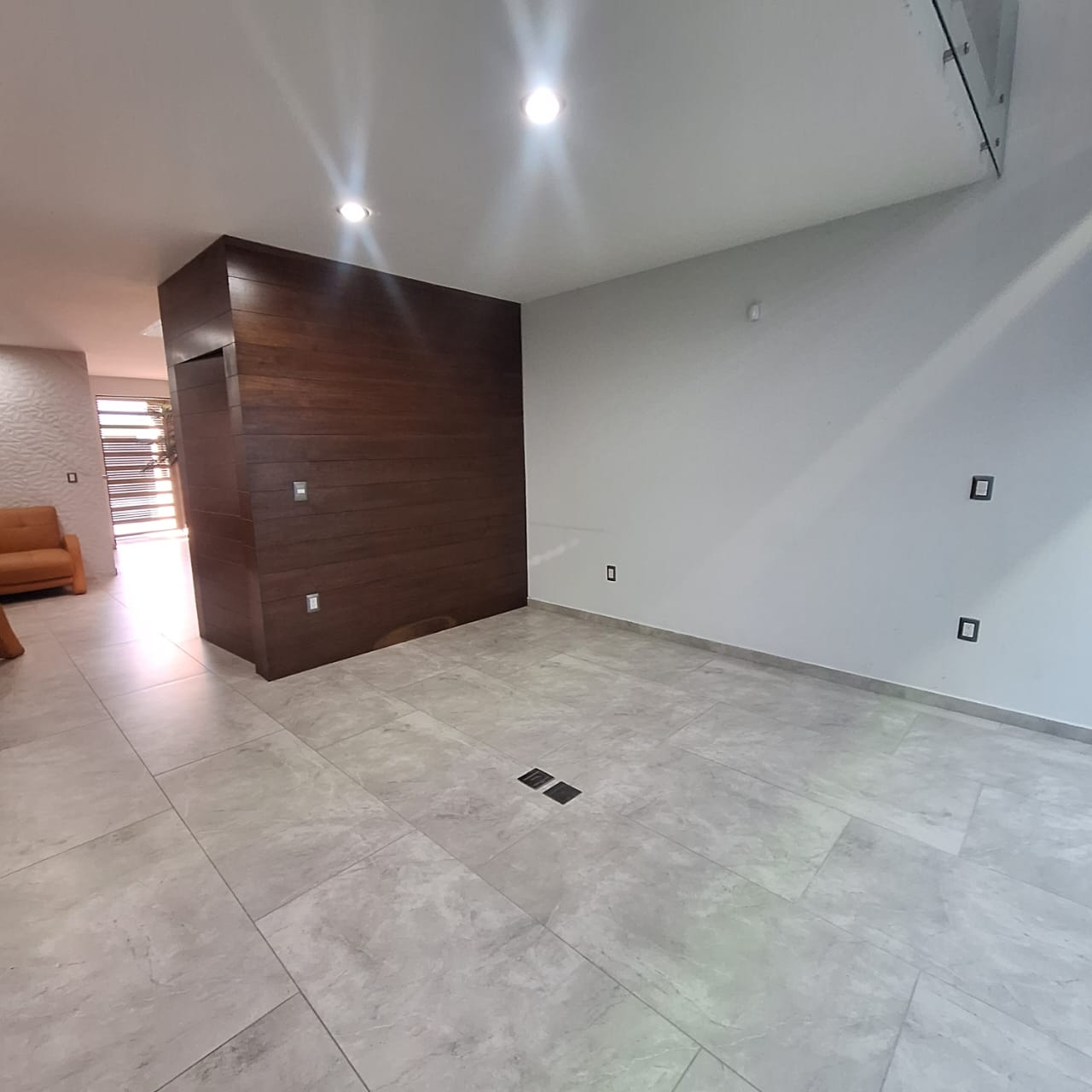 CASA EN VENTA EN CONSTITUYENTES DE APATZINGAN, MORELIA