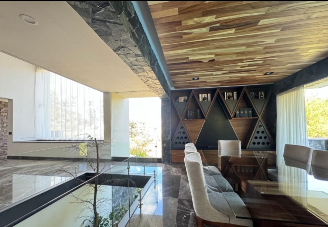CASA RESIDENCIAL CLUB Y DENTRO DEL CAMPO DE GOLF ALTOZANO, MORELIA