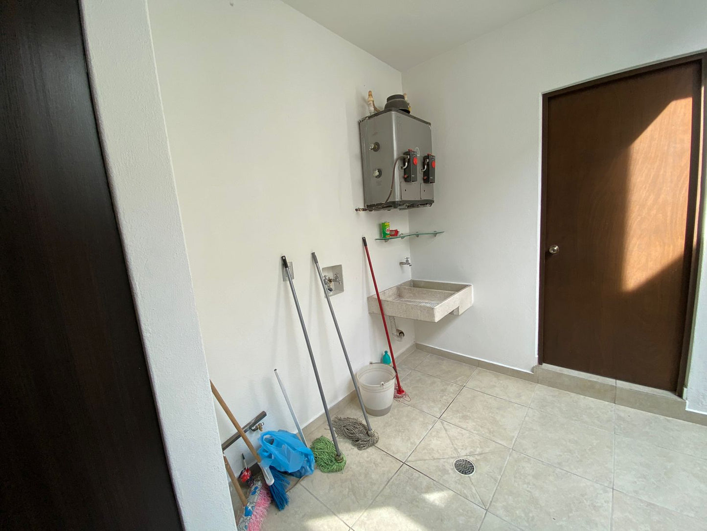 CASA EN RENTA EN PUNTA ALBA, MORELIA