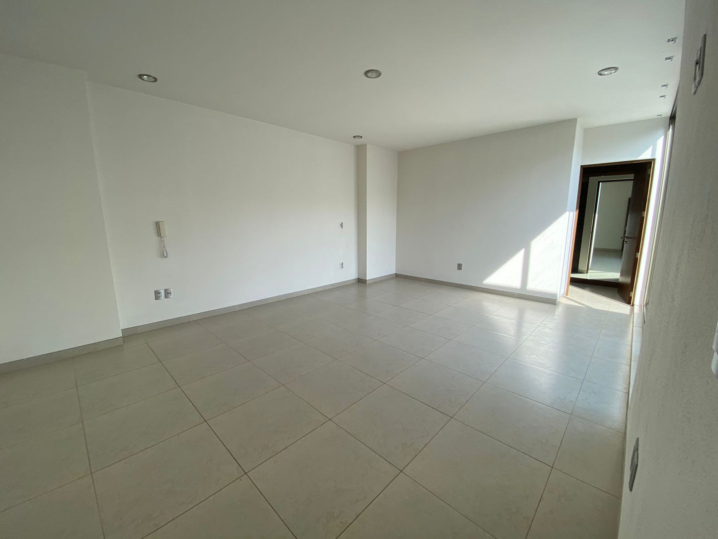 CASA EN RENTA EN PUNTA ALBA, MORELIA