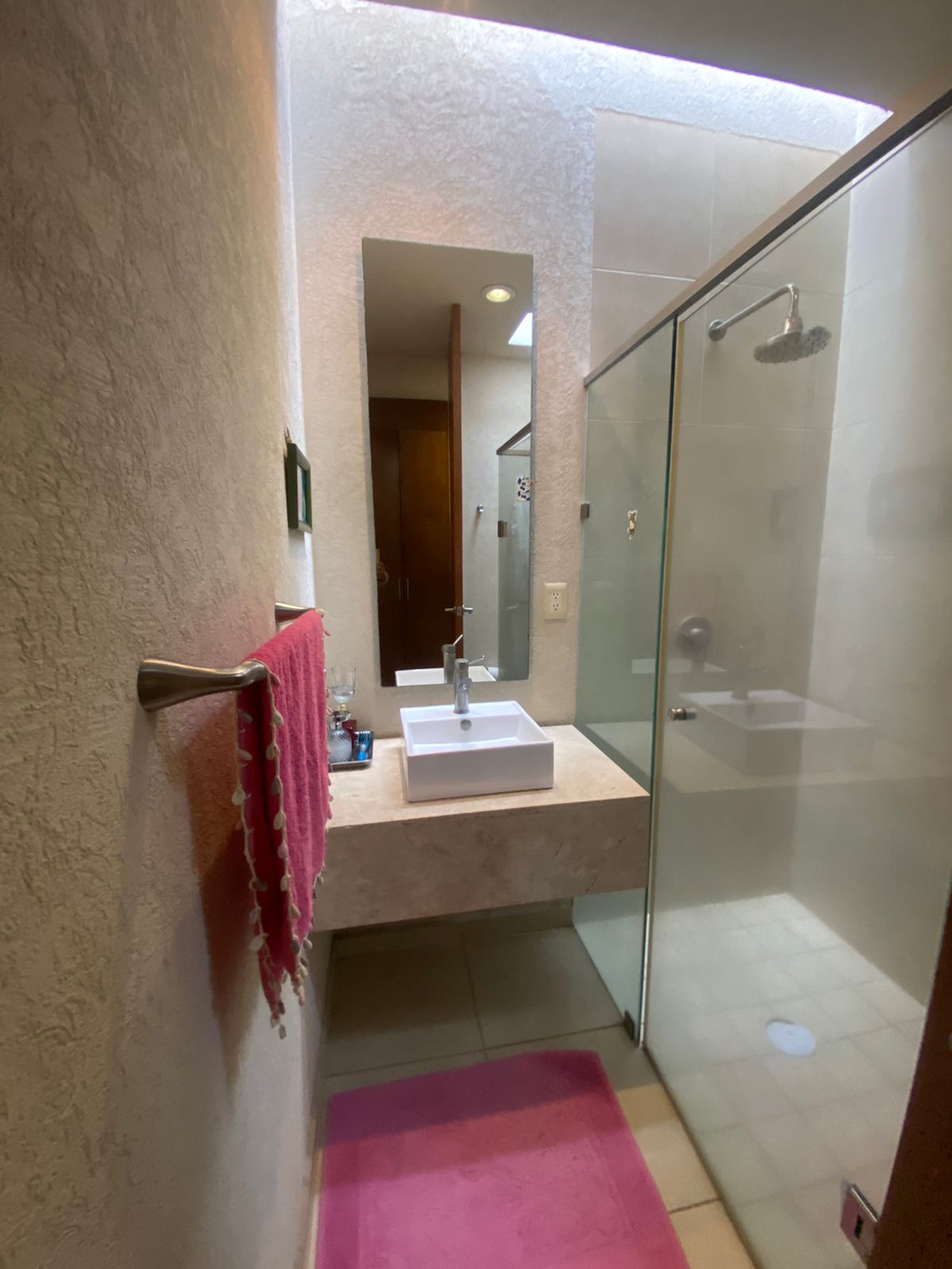 CASA EN VENTA/RENTA EN RINCON DE LA MONTAÑA, ALTOZANO, MORELIA