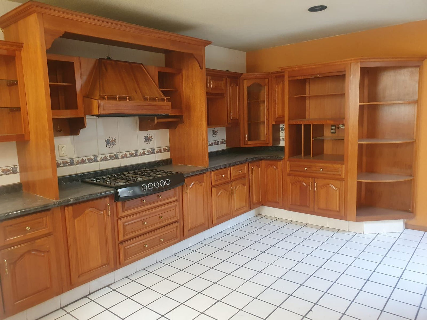 CASA EN RENTA EN PRADOS DEL CAMPESTRE, MORELIA