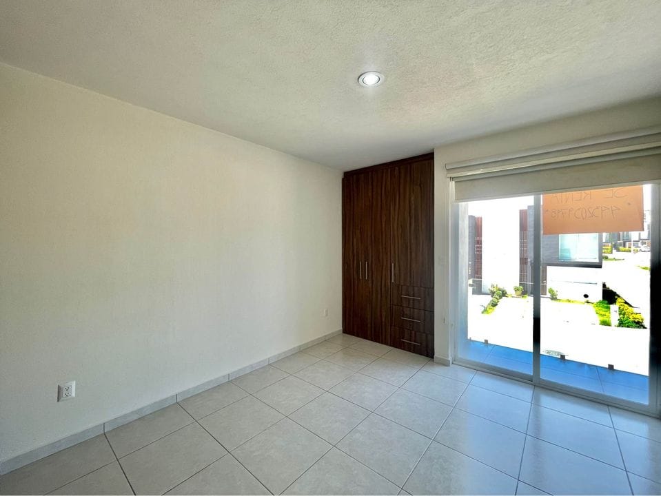 CASA EN VENTA EN QUINTA CANTERA ALTOZANO, MORELIA