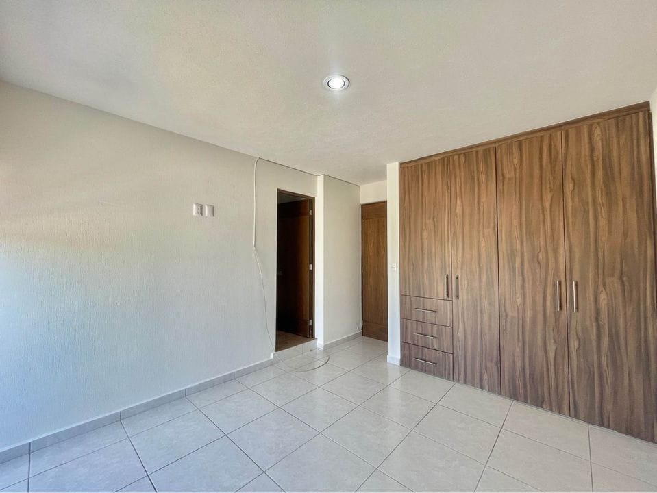 CASA EN VENTA EN QUINTA CANTERA ALTOZANO, MORELIA
