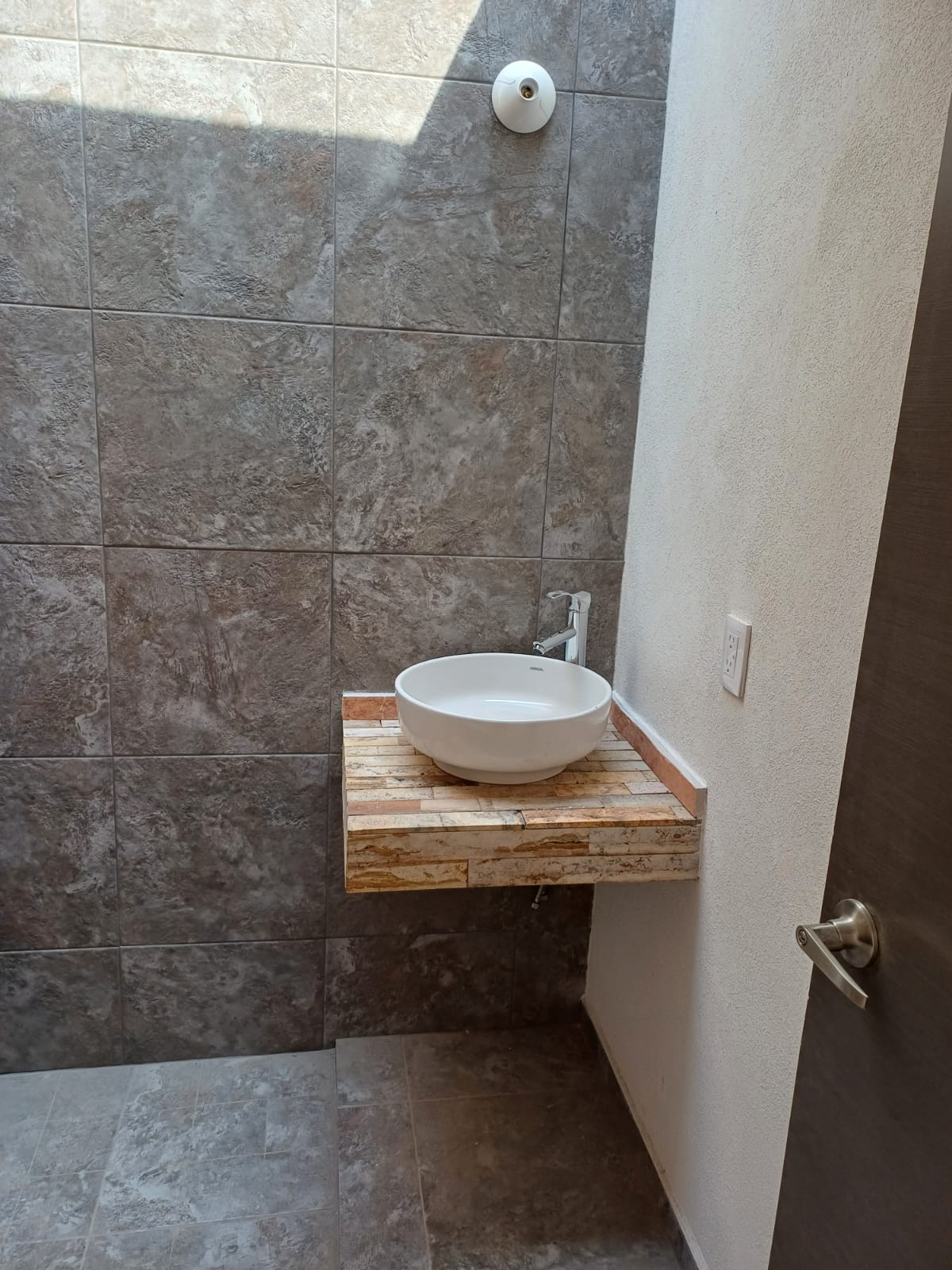 CASA EN VENTA EN CAÑADAS DEL BOSQUE TRES MARIAS, MORELIA