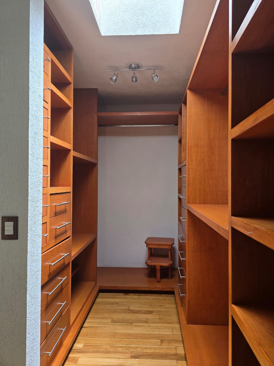 CASA EN VENTA EN PUNTALBA, MORELIA