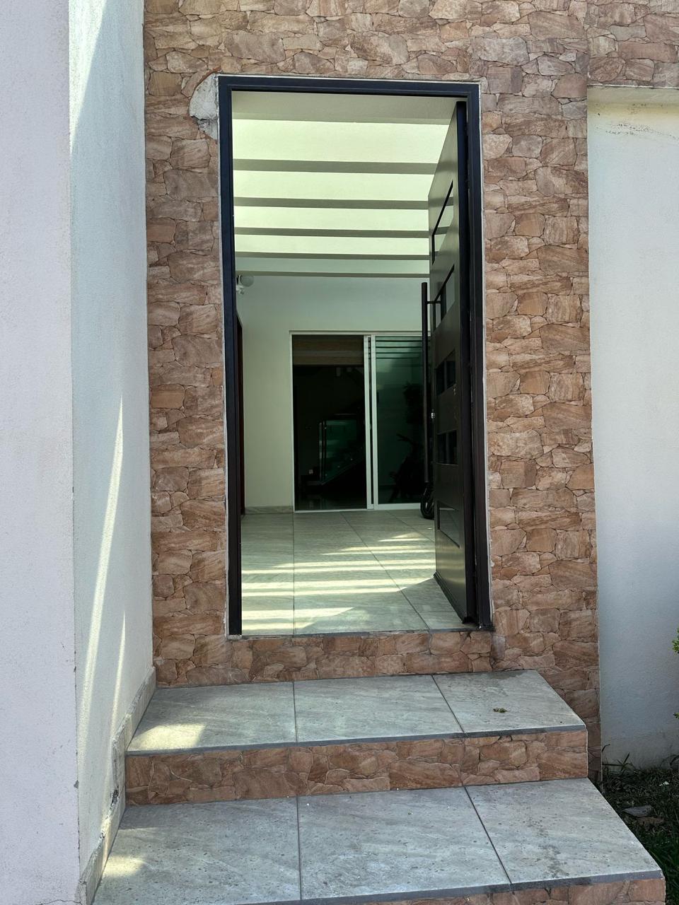 CASA EN VENTA EN FRACC. ANA MARIA GALLAGA, MORELIA