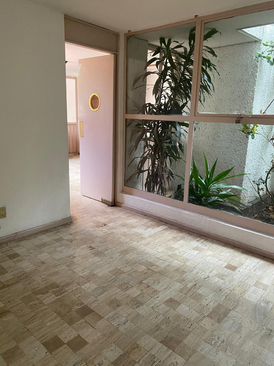 CASA EN VENTA EN AV. CAMELINAS, MORELIA