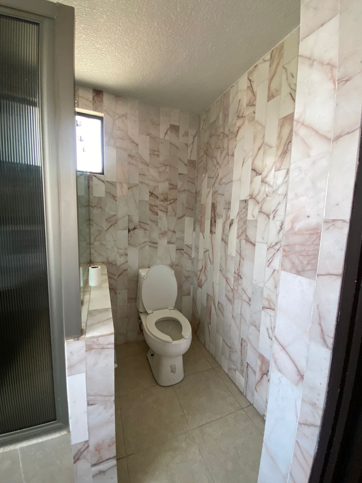CASA EN VENTA EN FELIX IRETA, MORELIA