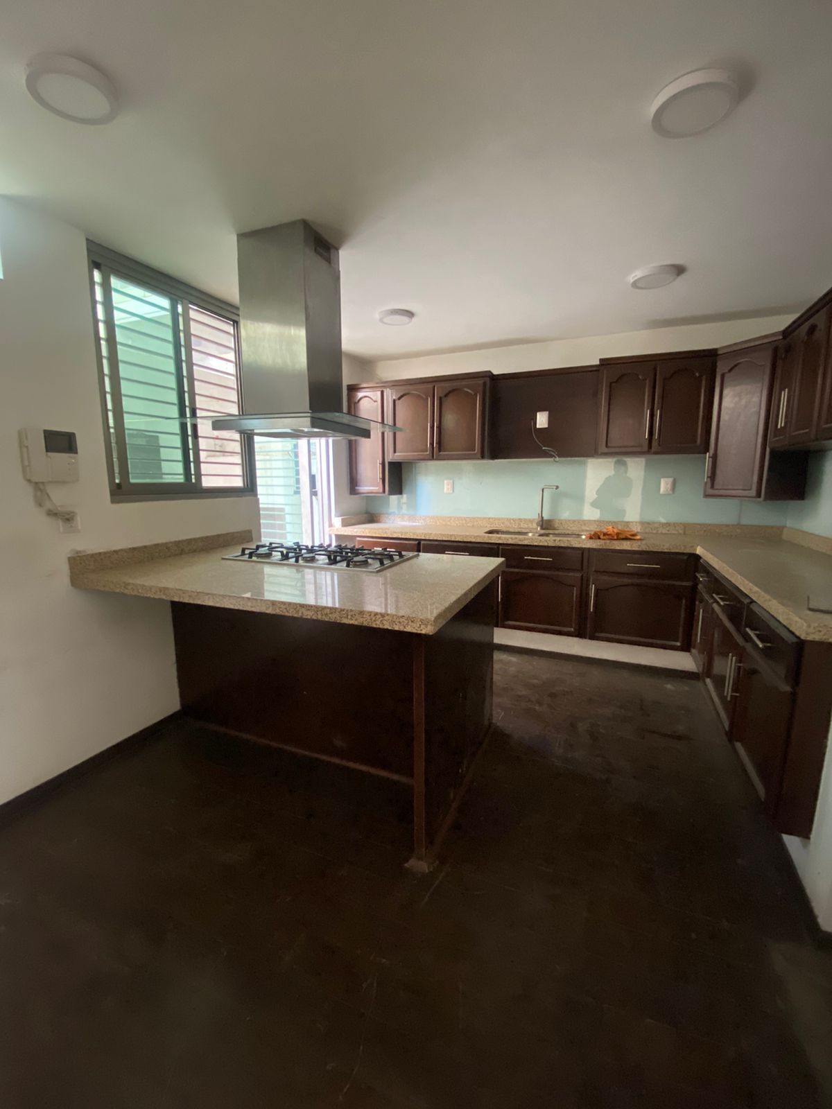 CASA EN VENTA EN FELIX IRETA, MORELIA