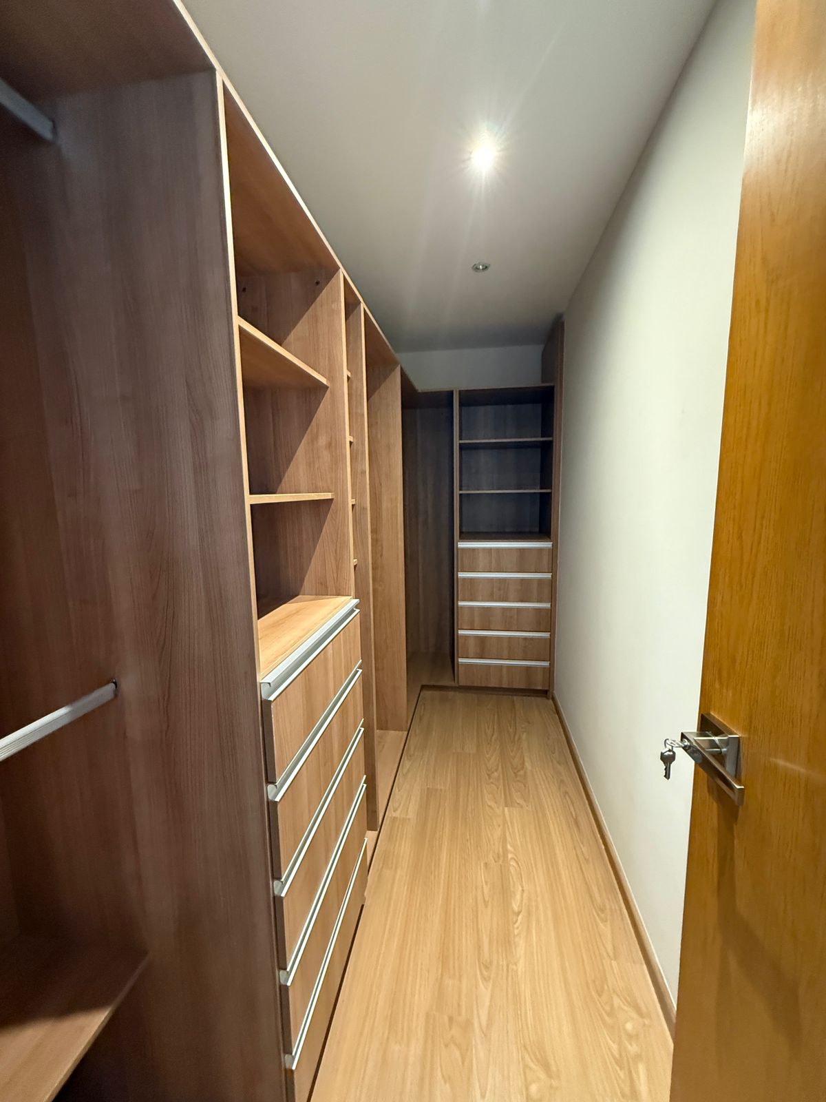 DEPARTAMENTO EN RENTA EN TORRE VIVALTO ALTOZANO, MORELIA