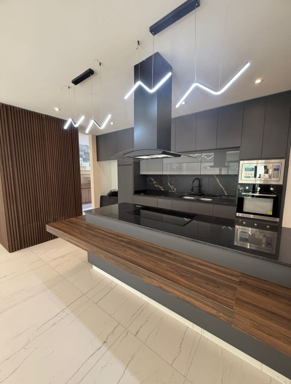 CASA EN VENTA EN VISTAS ALTOZANO, MORELIA
