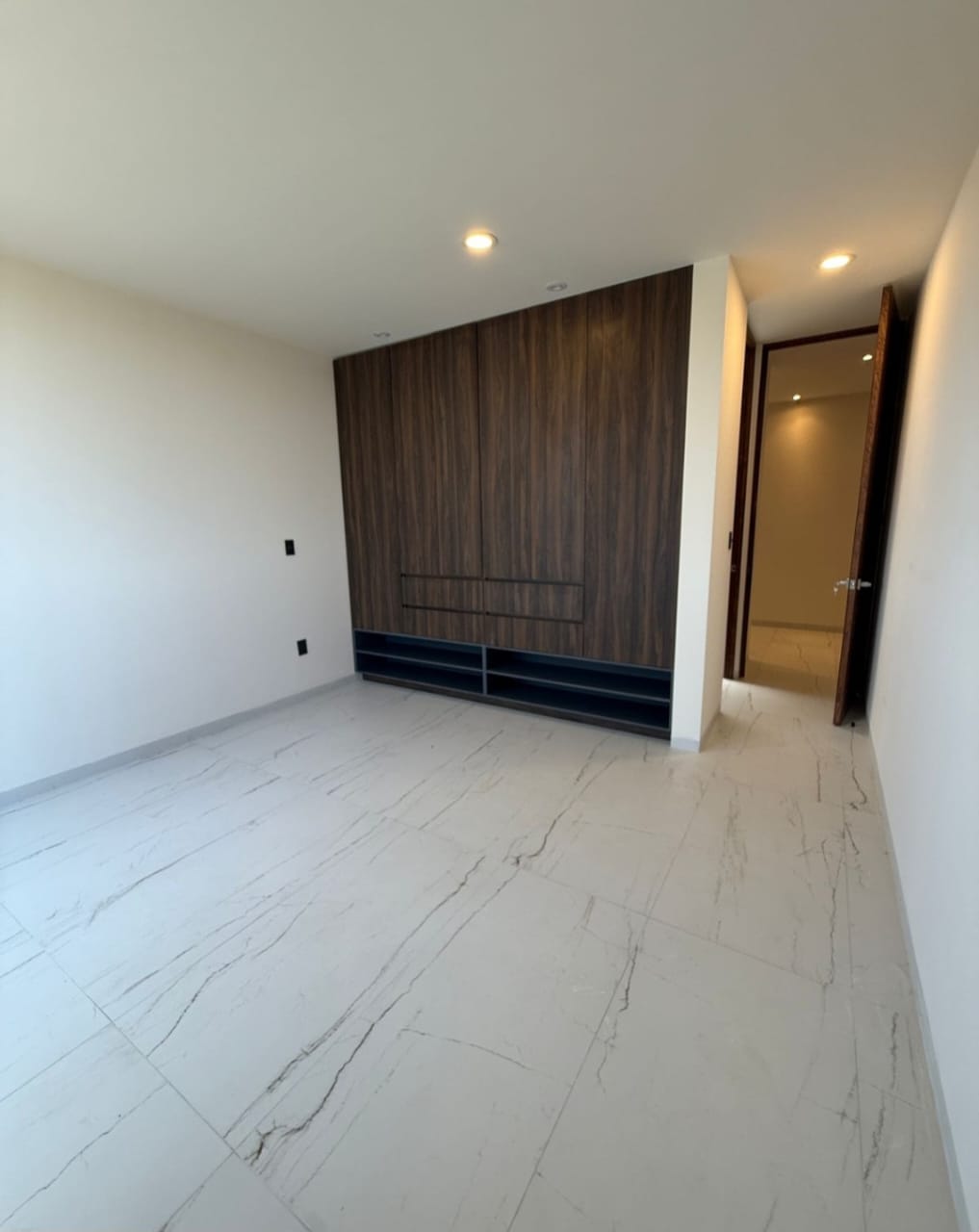 CASA EN VENTA EN VISTAS ALTOZANO, MORELIA
