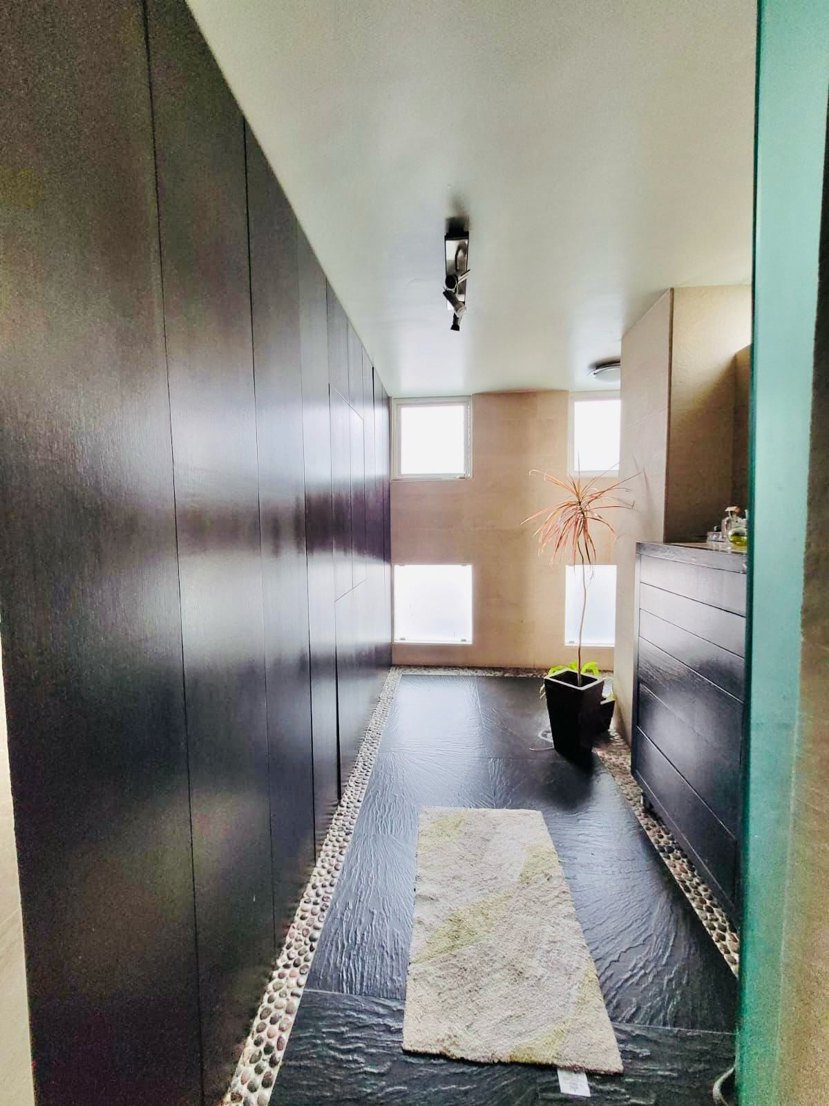 CASA EN VENTA EN CHAPULTEPEC CERCA DE LAS AMERICAS, MORELIA