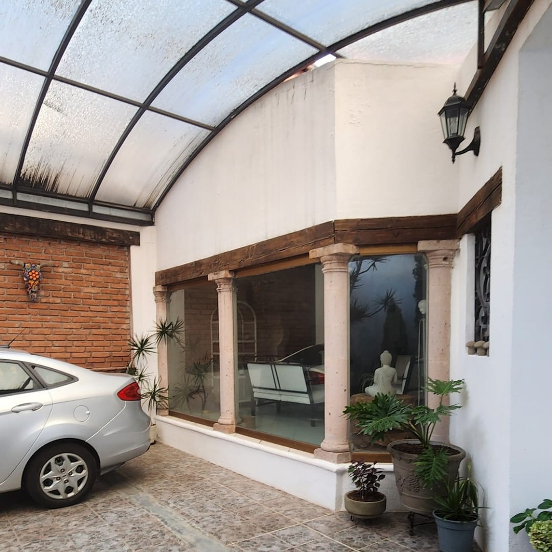 CASA DE UNA PLANTA EN SANTA MARIA DE GUIDO, MORELIA