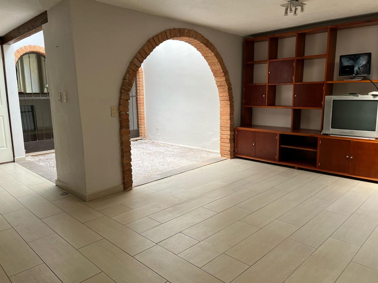 CASA EN RENTA EN FRACCIONAMIENTO LAS AMERICAS, MORELIA