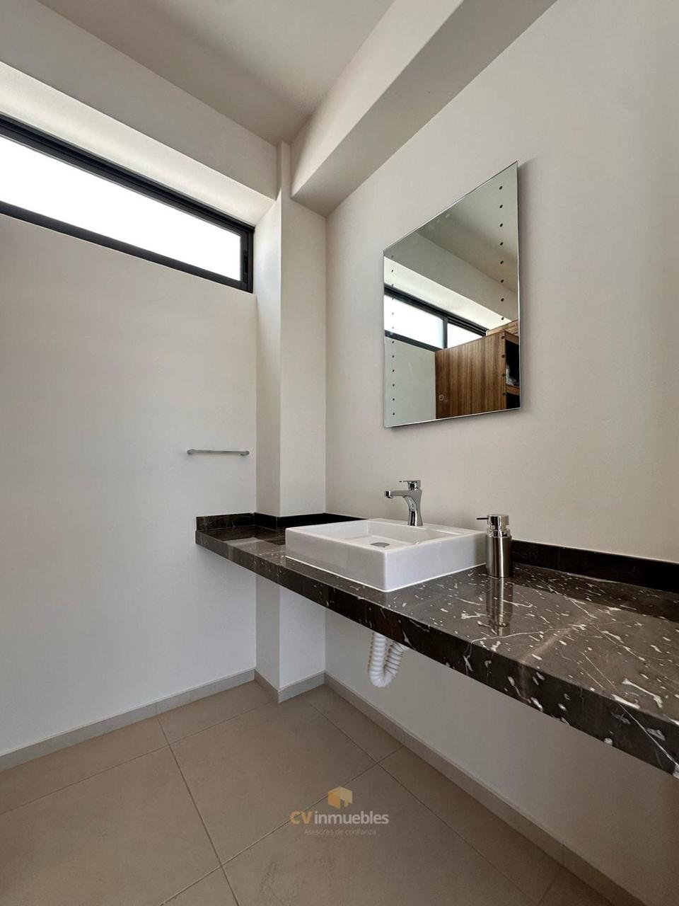 DEPARTAMENTO AMUEBLADO EN RENTA EN ALTOZANO, MORELIA
