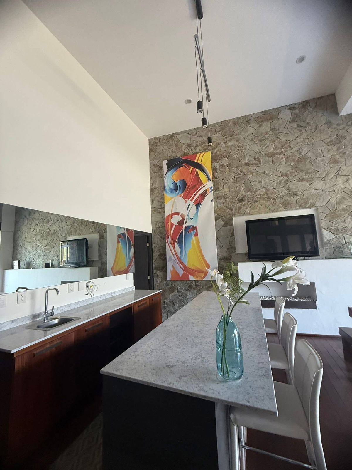 DEPARTAMENTO EN RENTA EN CLUB Y DENTRO DEL CAMPO DE GOLF ALTOZANO, MORELIA