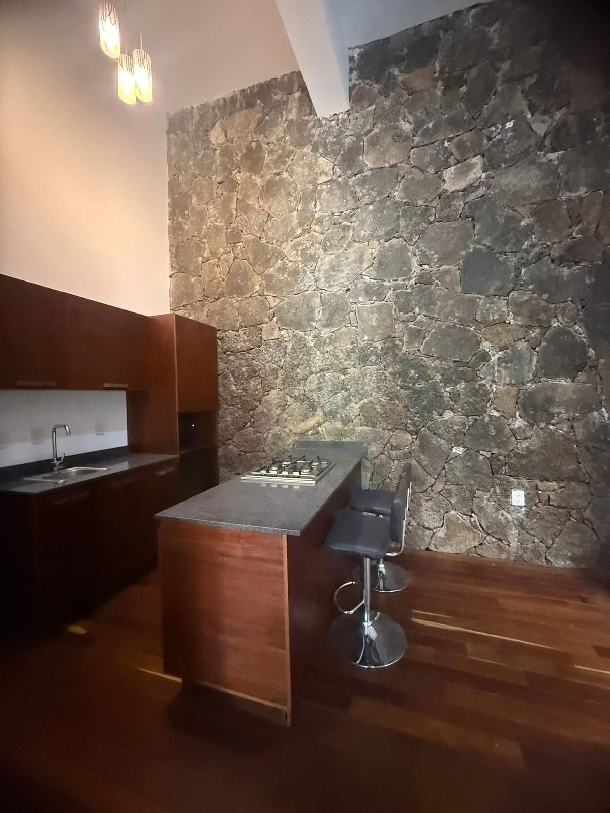 DEPARTAMENTO EN RENTA EN CLUB Y DENTRO DEL CAMPO DE GOLF ALTOZANO, MORELIA
