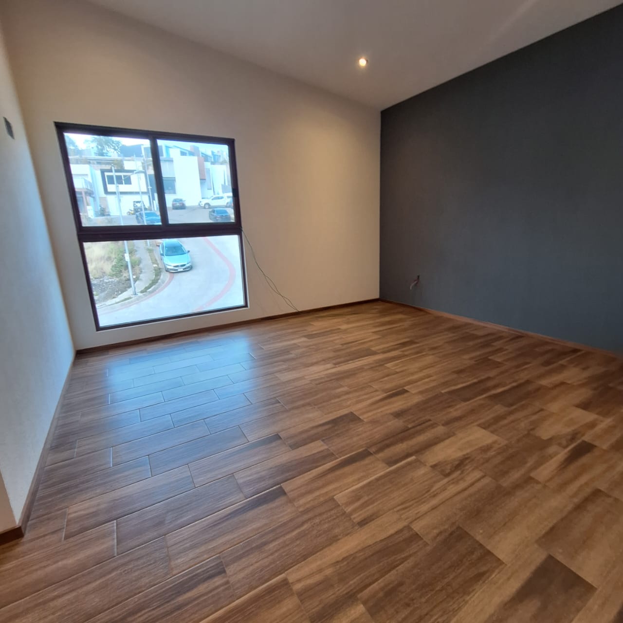 CASA EN VENTA EN PASEO DE LOS GANSOS, VISTAS ALTOZANO, MORELIA