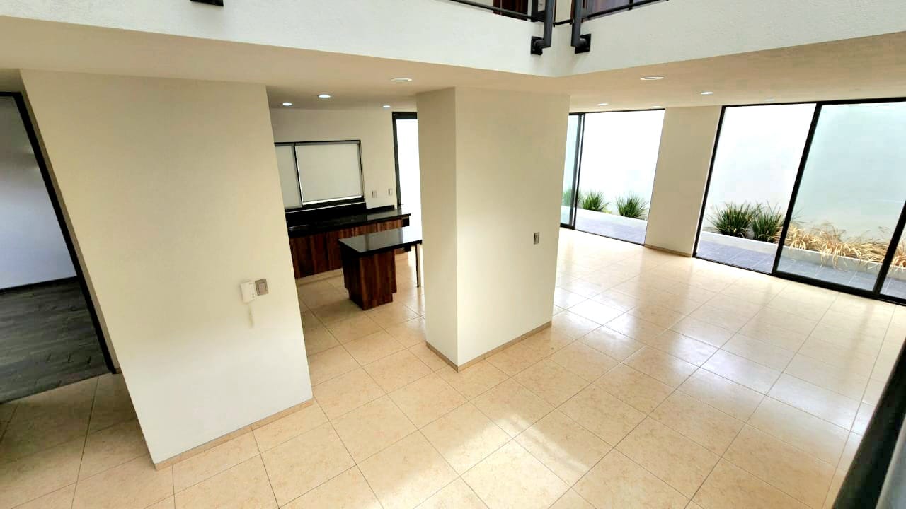 CASA EN RENTA EN COTO DEL TECNOLOGICO, ALTOZANO, MORELIA