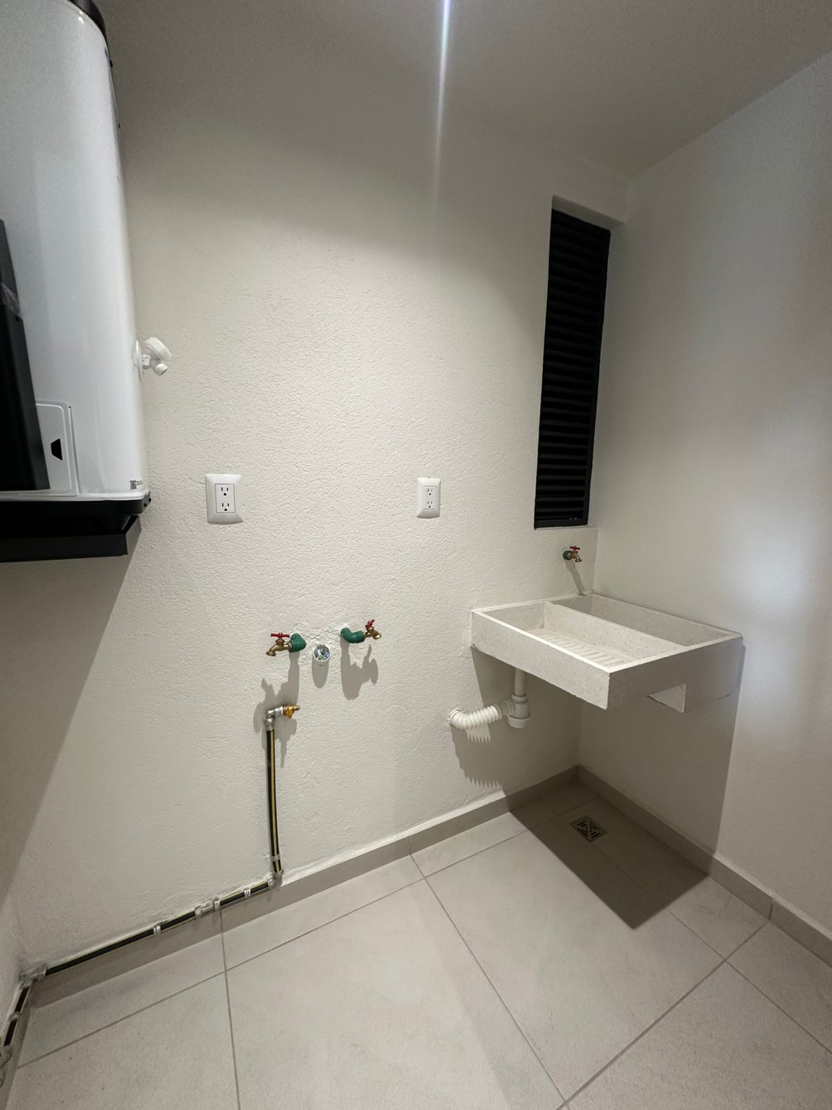 DEPARTAMENTO EN RENTA EN TORRE NATURA ALTOZANO, MORELIA