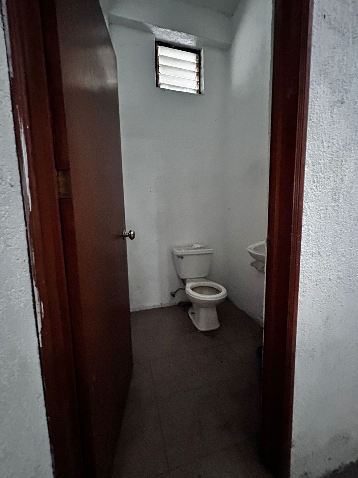 LOCAL COMERCIAL EN VENTA/RENTA EN AV. TORREON NUEVO, MORELIA