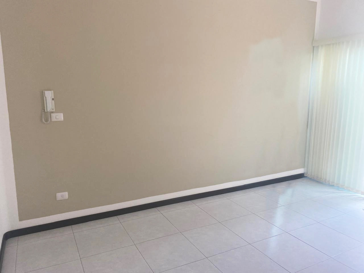 CASA DE UNA PLANTA EN VENTA EN PASEO DEL PARQUE TRES MARIAS, MORELIA