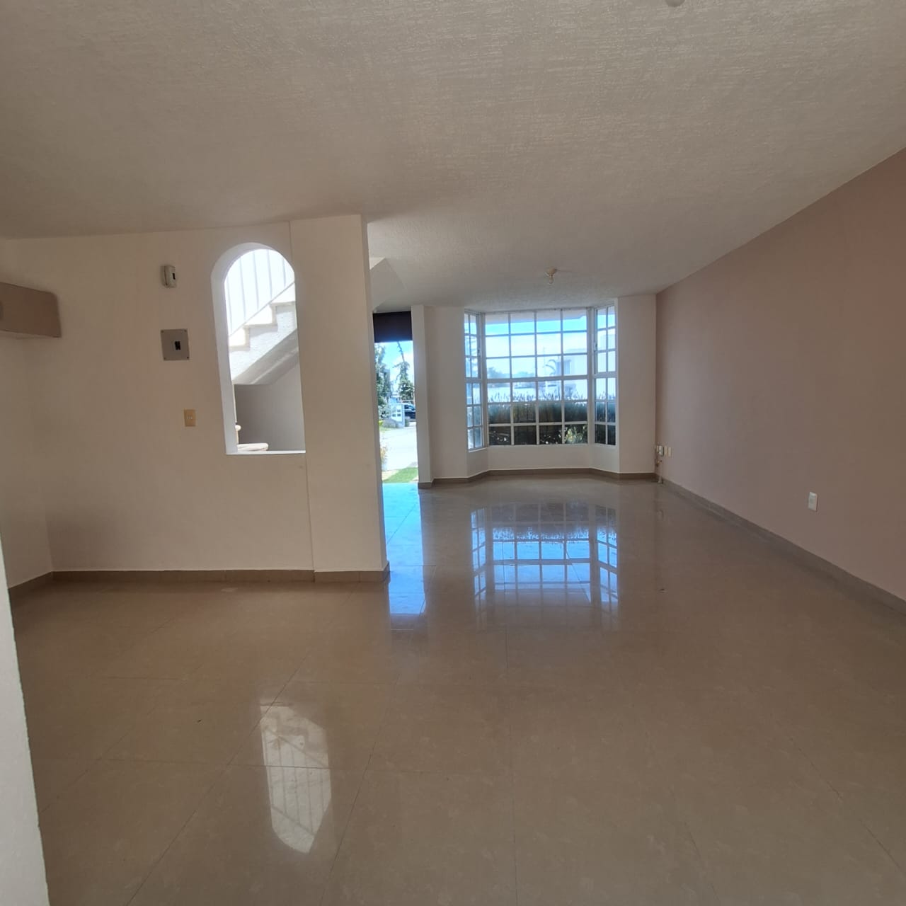 CASA EN VENTA EN MISION DE SAN DIEGO, MORELIA