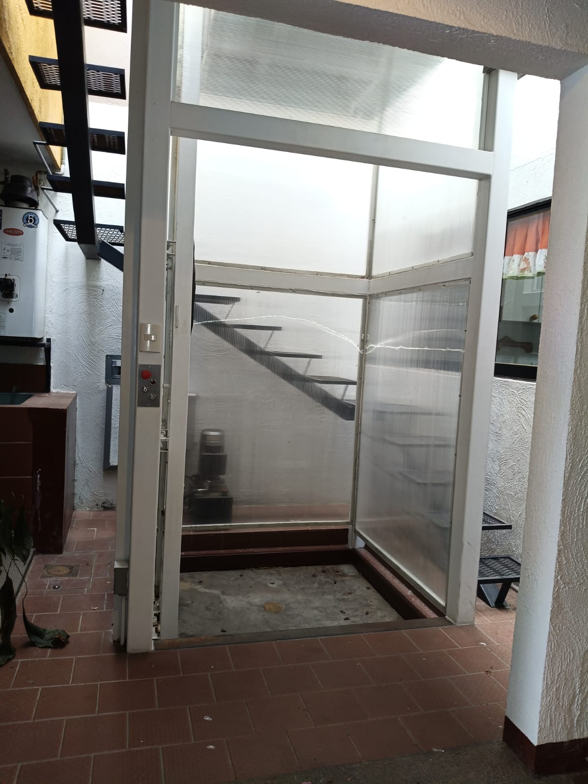 CASA EN VENTA EN CHAPULTEPEC NORTE, MORELIA