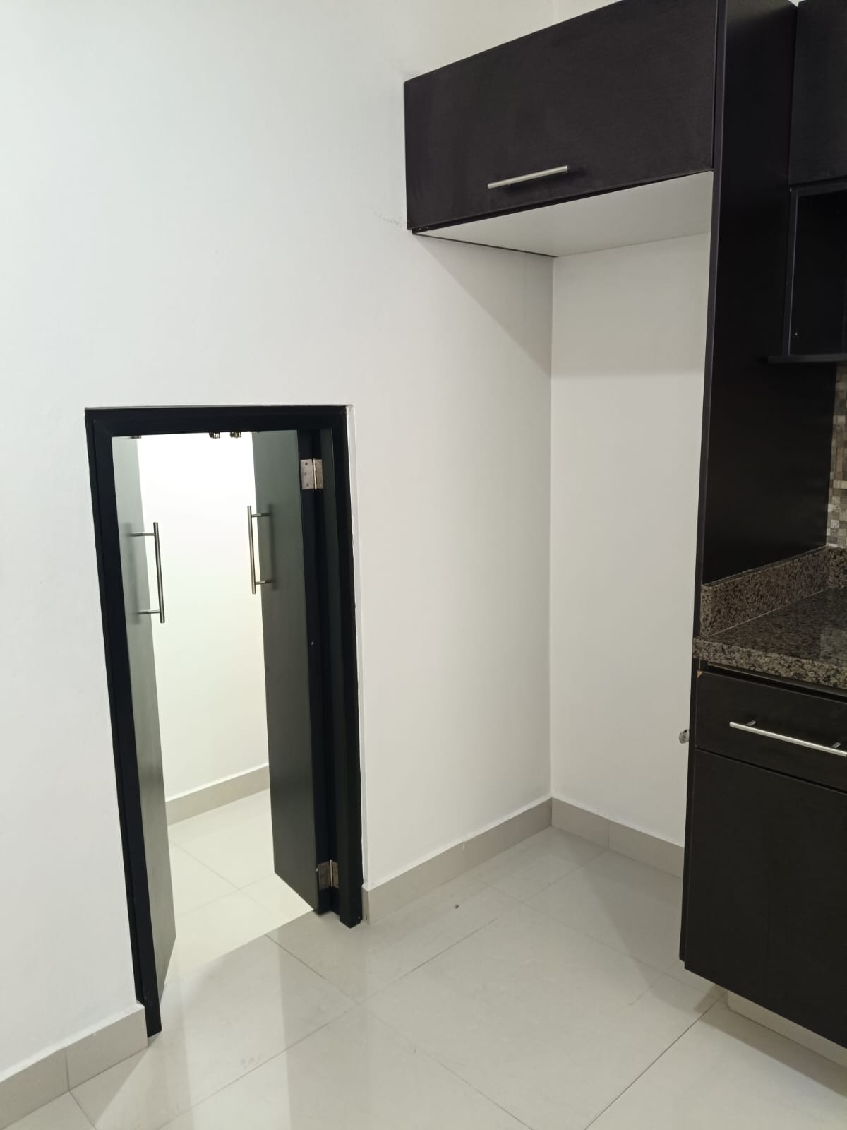 CASA EN VENTA/RENTA EN RINCON DE LA MONTAÑA, MORELIA