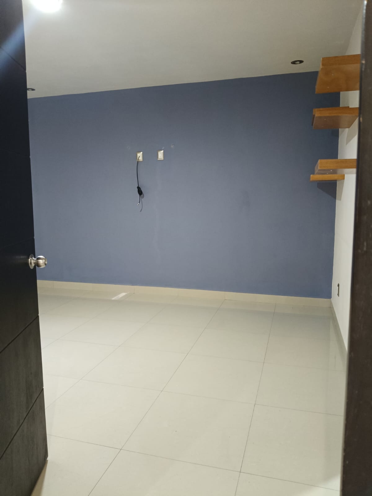 CASA EN VENTA/RENTA EN RINCON DE LA MONTAÑA, MORELIA