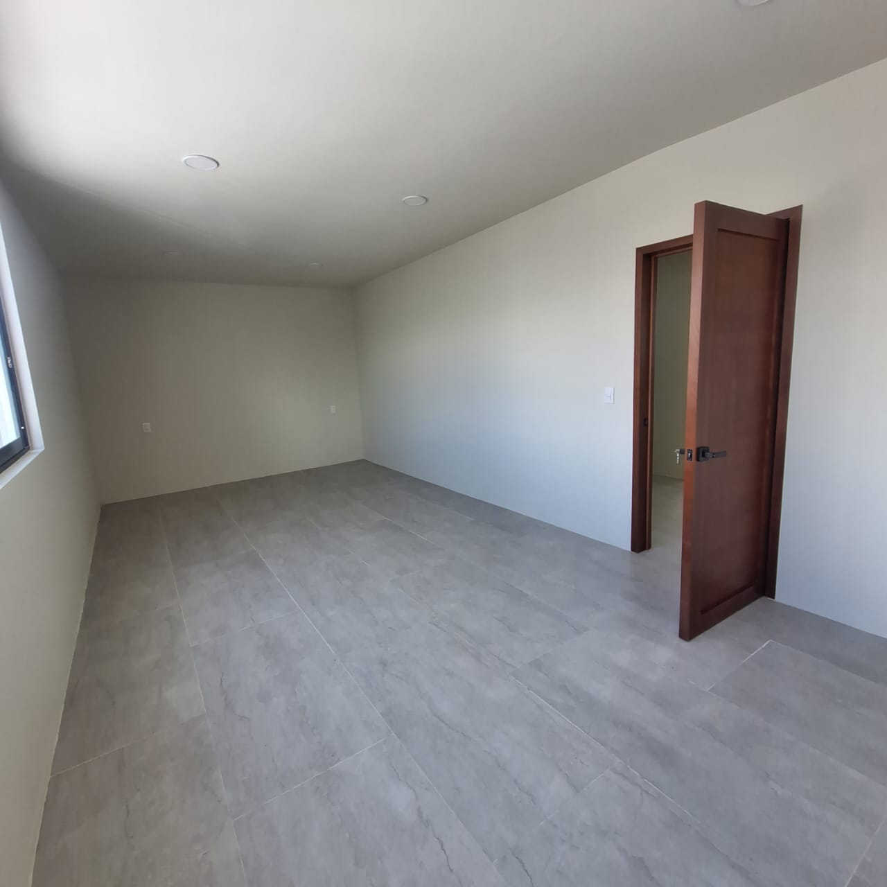 CASA EN VENTA EN MONTAÑA MONARCA, MORELIA