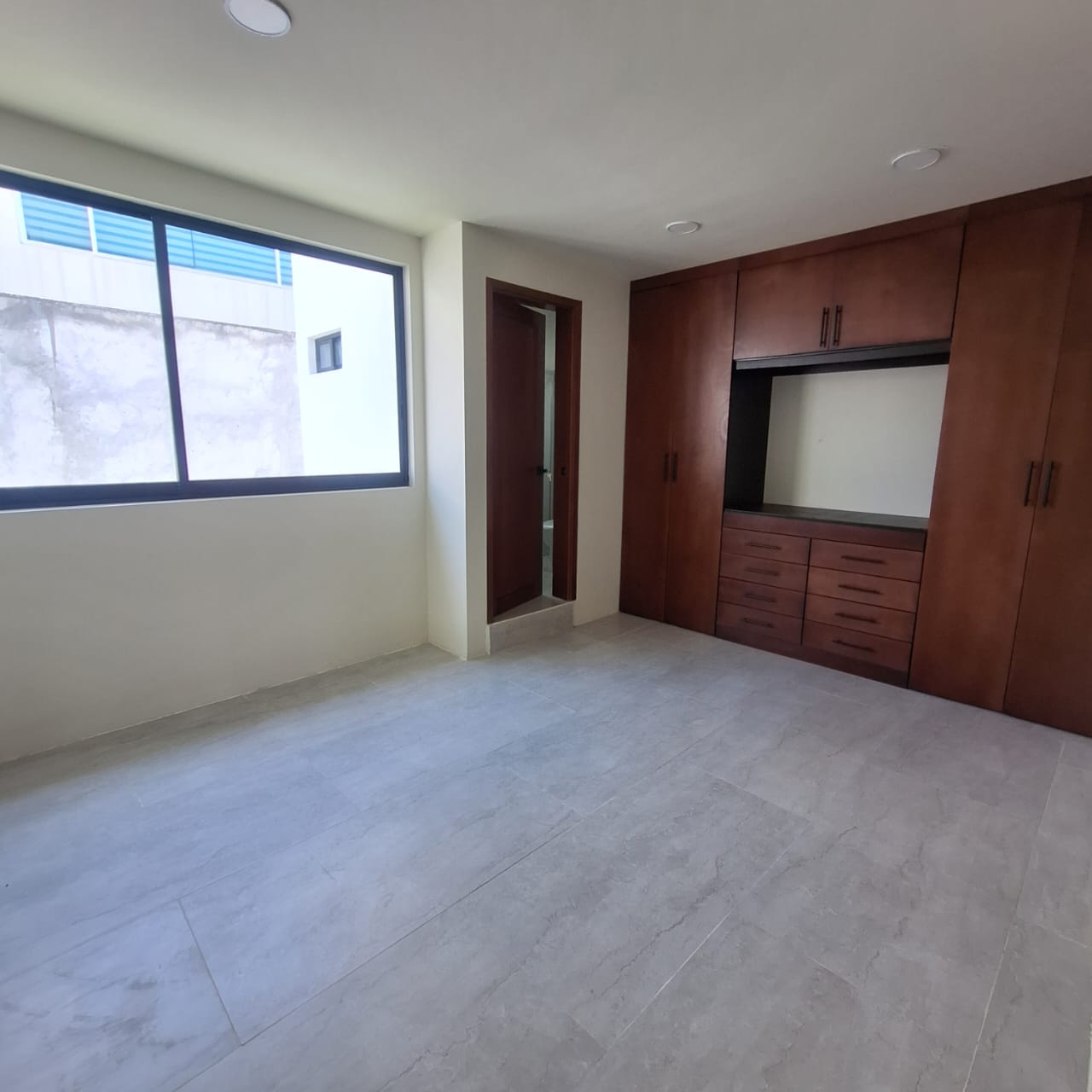 CASA EN VENTA EN MONTAÑA MONARCA, MORELIA