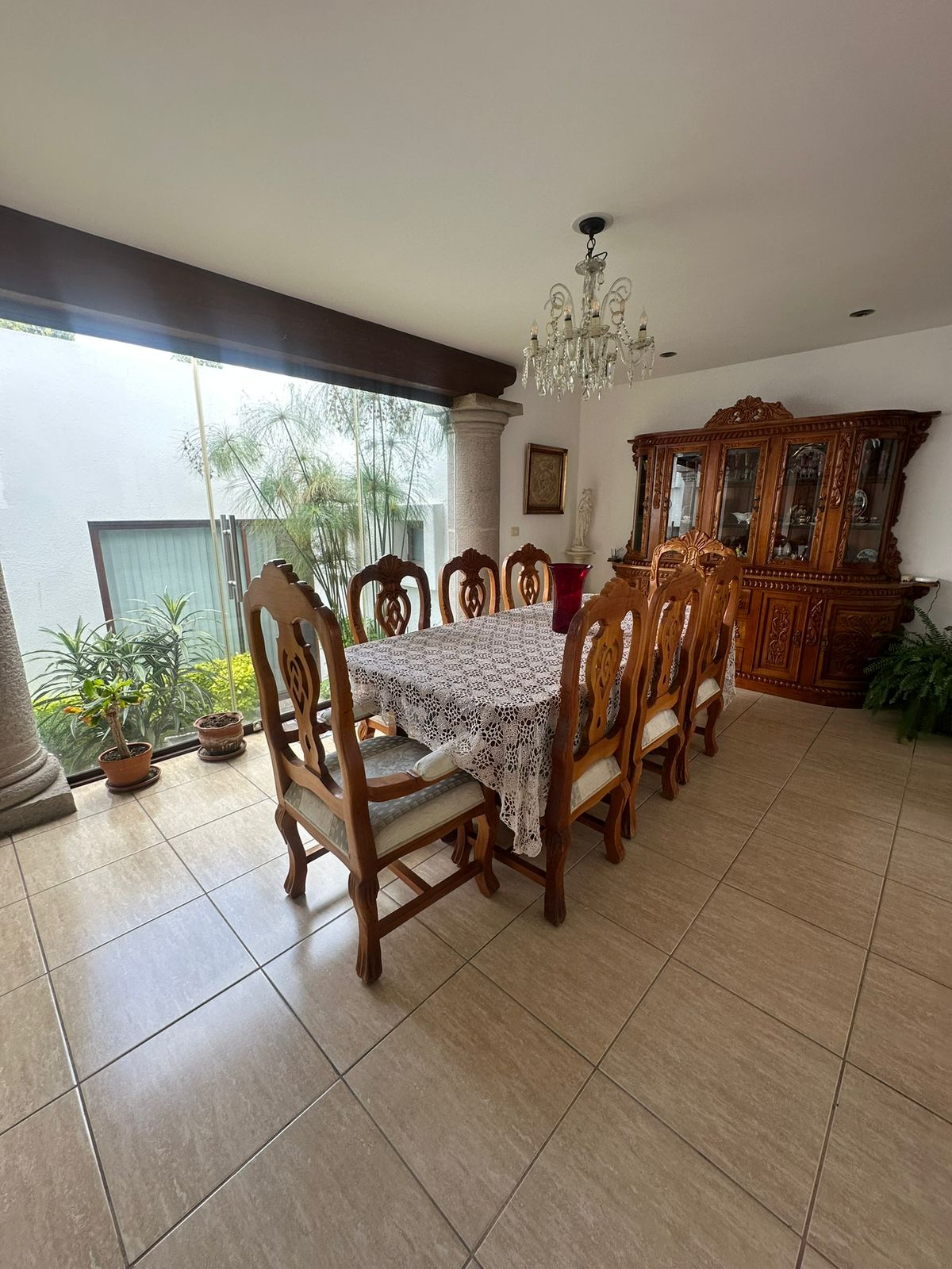 CASA RESIDENCIAL EN VENTA EN ALTOZANO, MORELIA