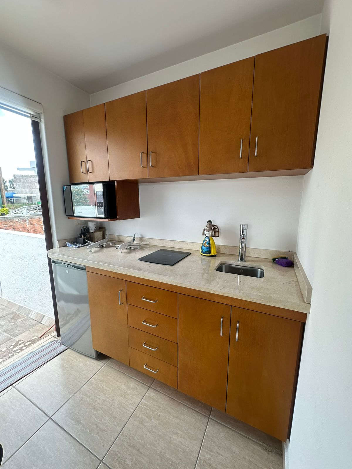 CASA RESIDENCIAL EN VENTA EN ALTOZANO, MORELIA