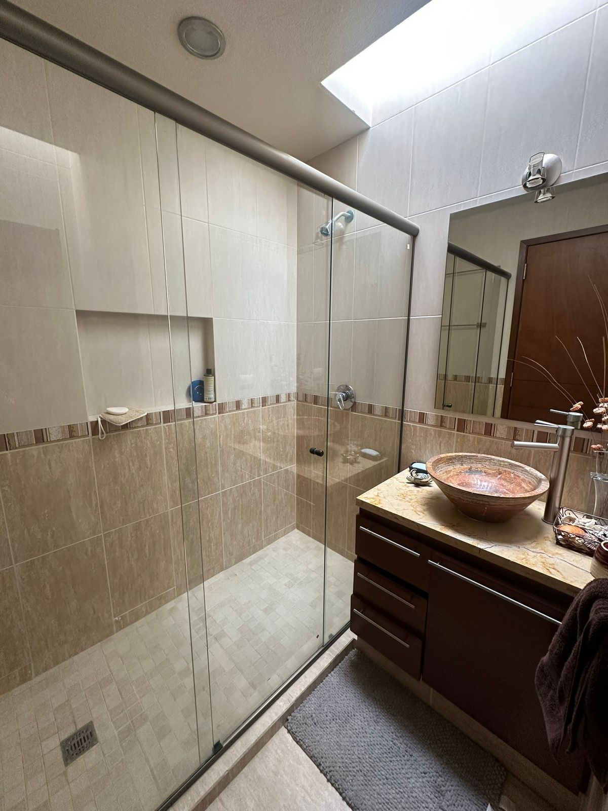 CASA RESIDENCIAL EN VENTA EN ALTOZANO, MORELIA