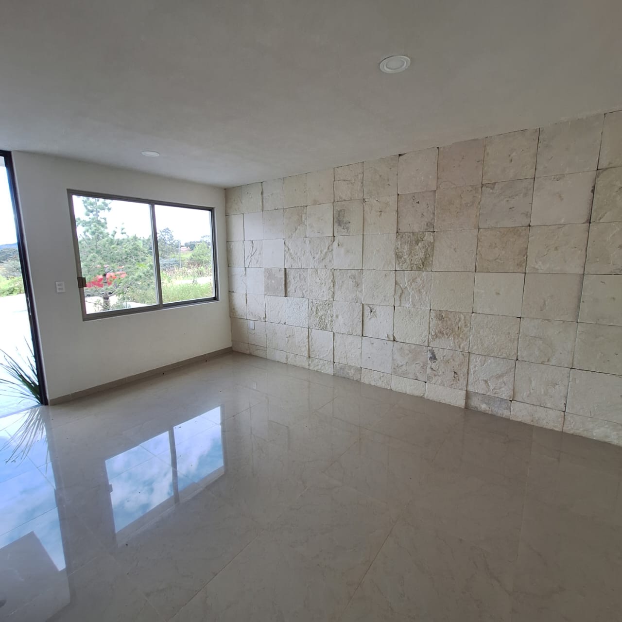 CASA EN VENTA EN VESTA DEL MONTE ALTOZANO, MORELIA