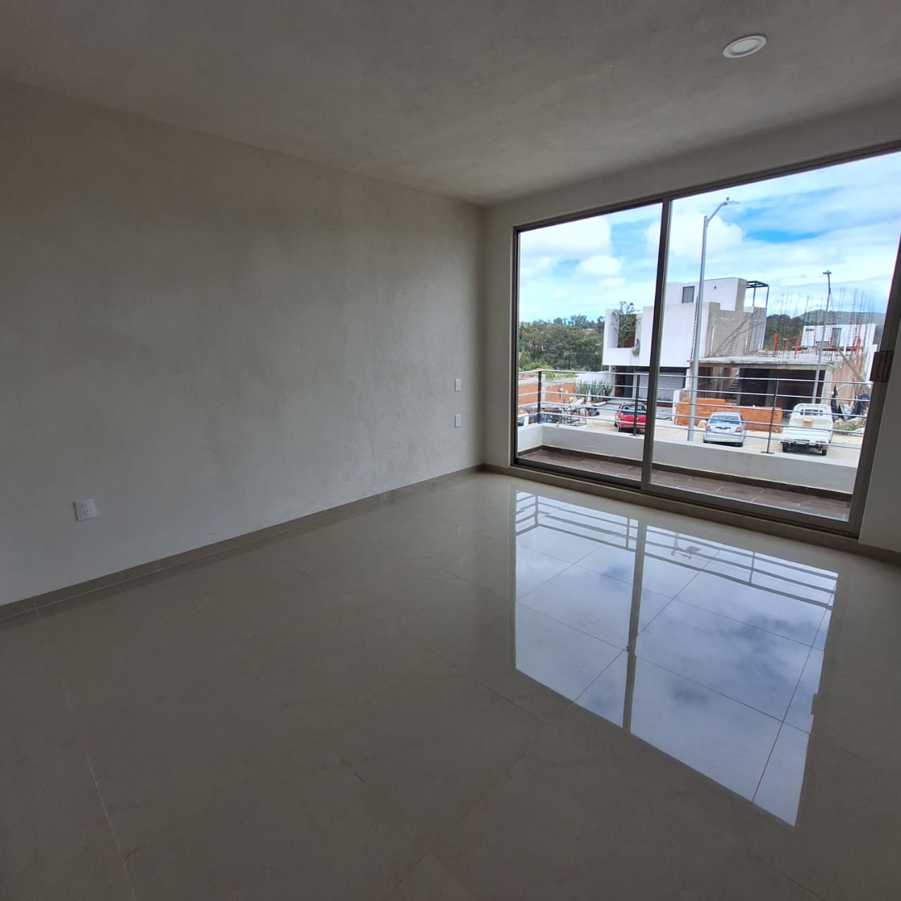 CASA EN VENTA EN VESTA DEL MONTE ALTOZANO, MORELIA
