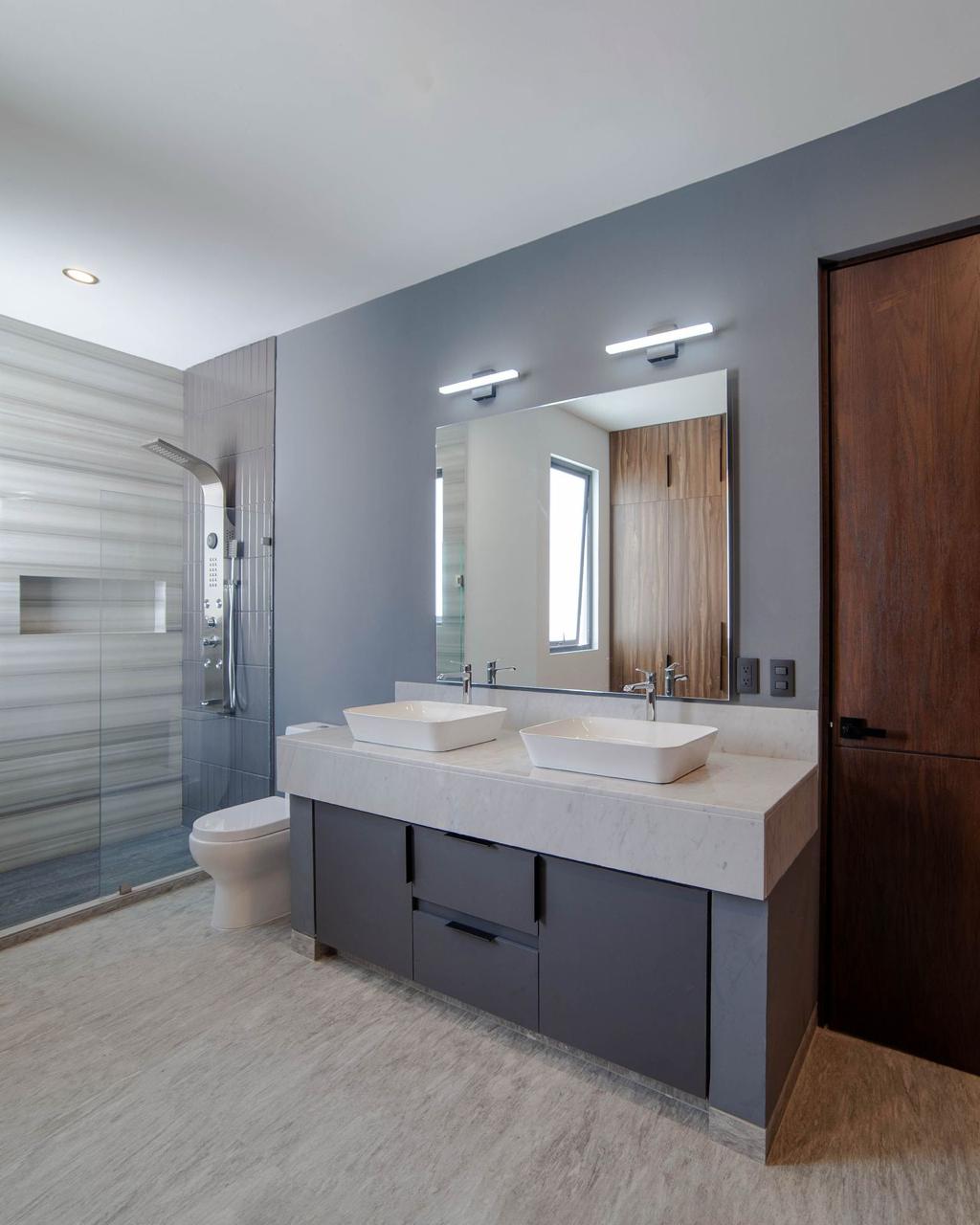 CASA EN VENTA EN PASEO DEL PARQUE TRES MARIAS, MORELIA