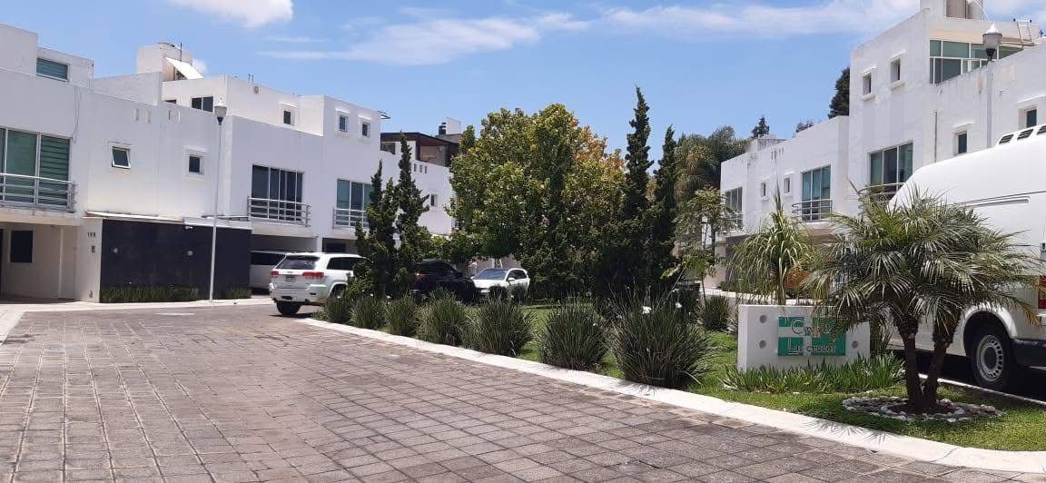 CASA EN RENTA EN FRACCIONAMIENTO LAS CRUCES ALTOZANO, MORELIA